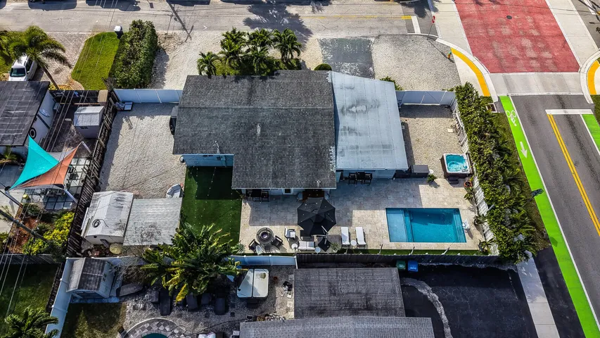 07_DJI_20260311161700_0209_D_mls