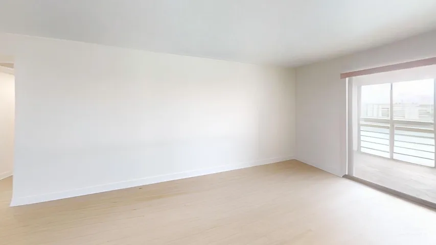 101-SE-Third-Ave-Living-Room-Defurnished