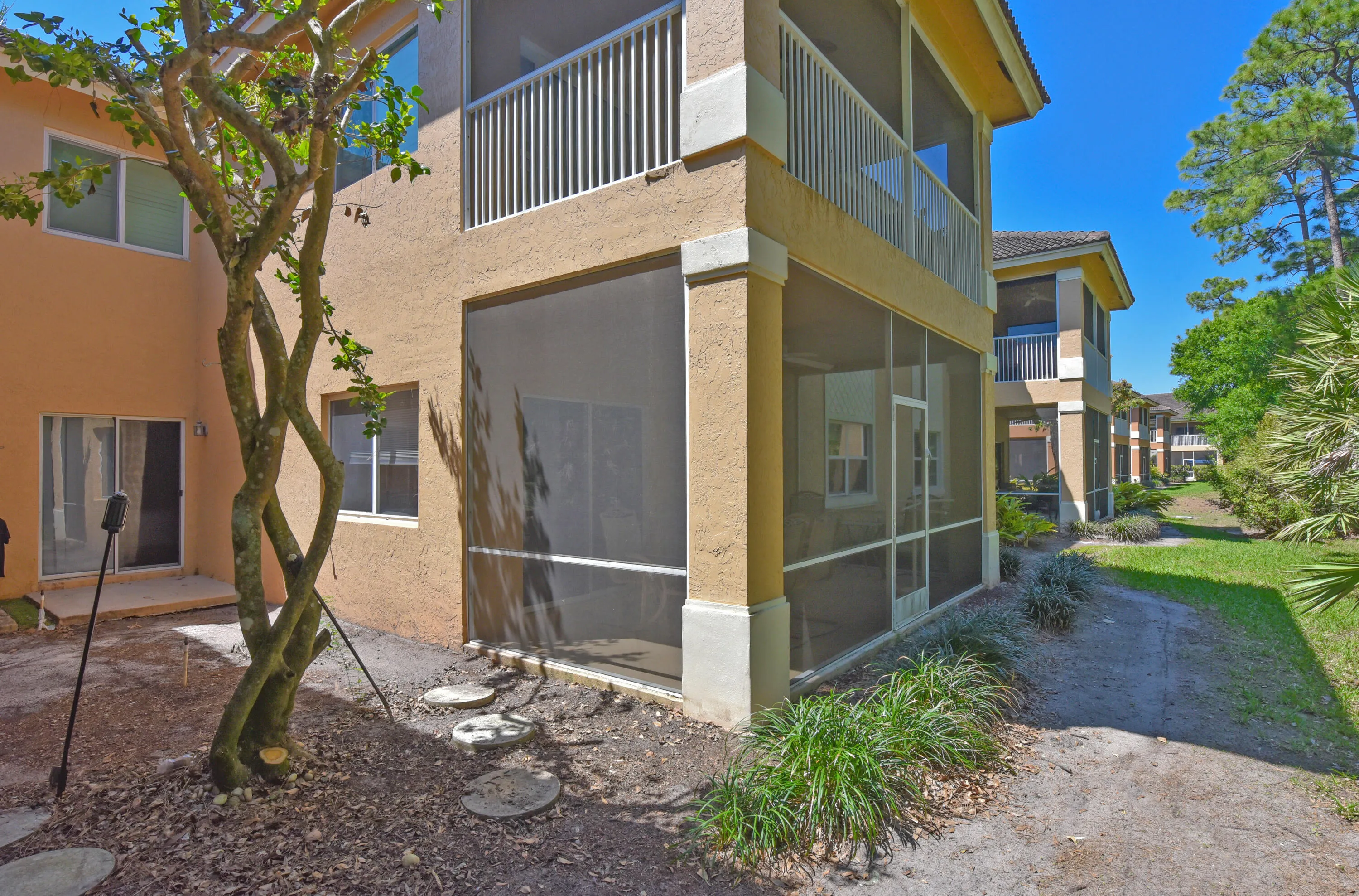 Property photo 28