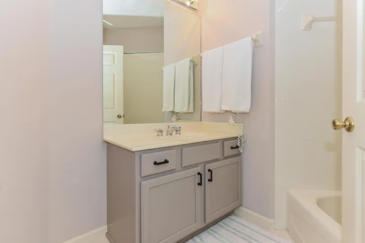 8383 Mulligan Cir Port St-print-013-021-