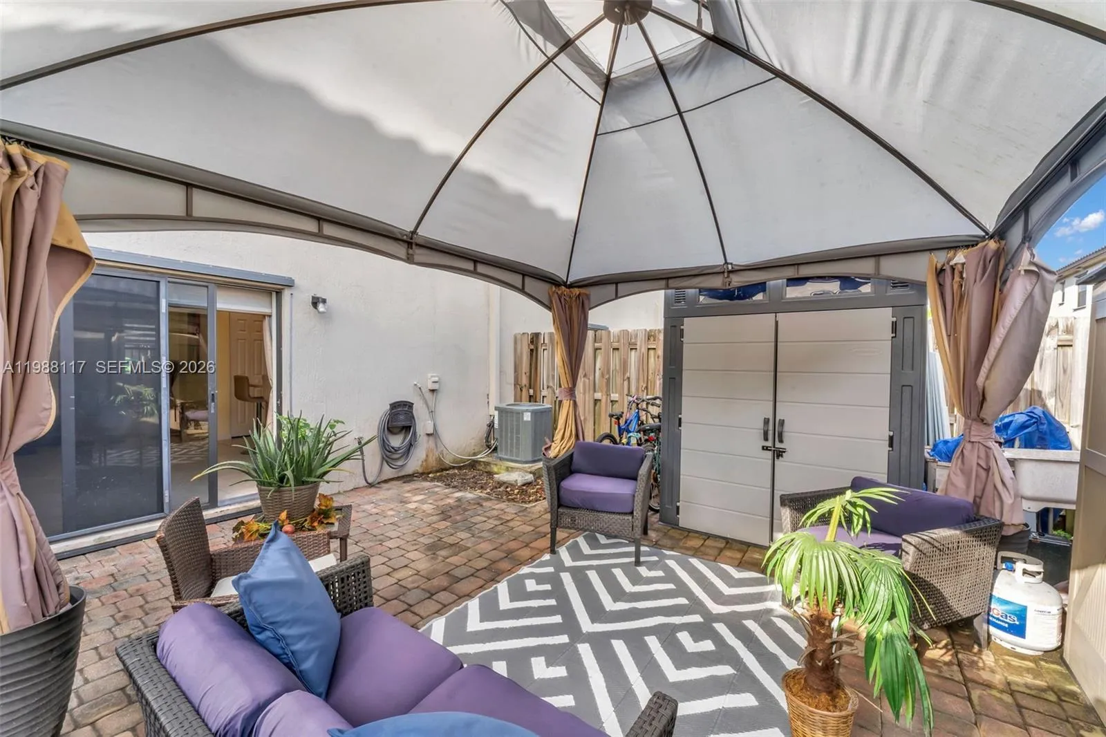 Property photo 32