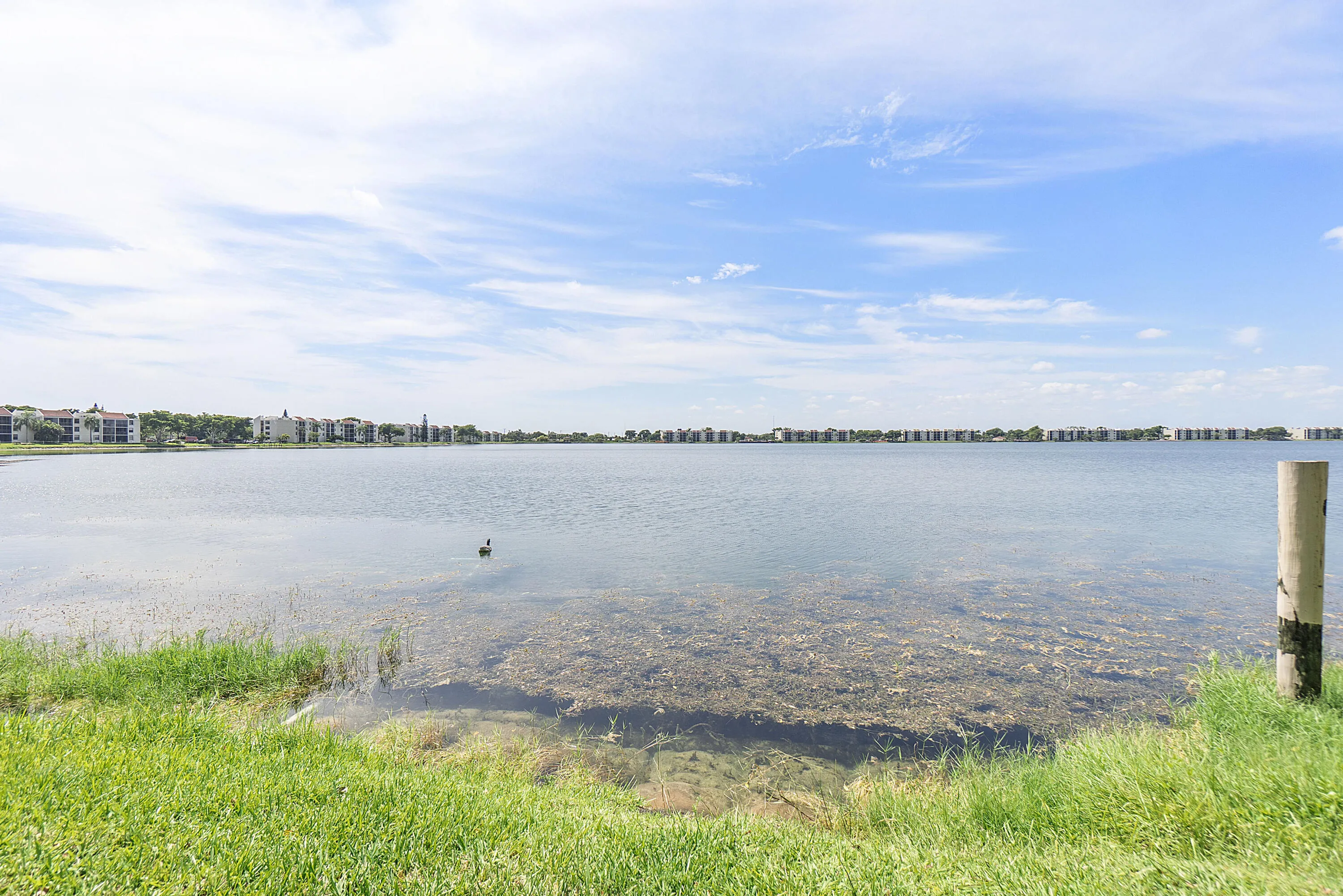 106 Lakes Emerald U414_029
