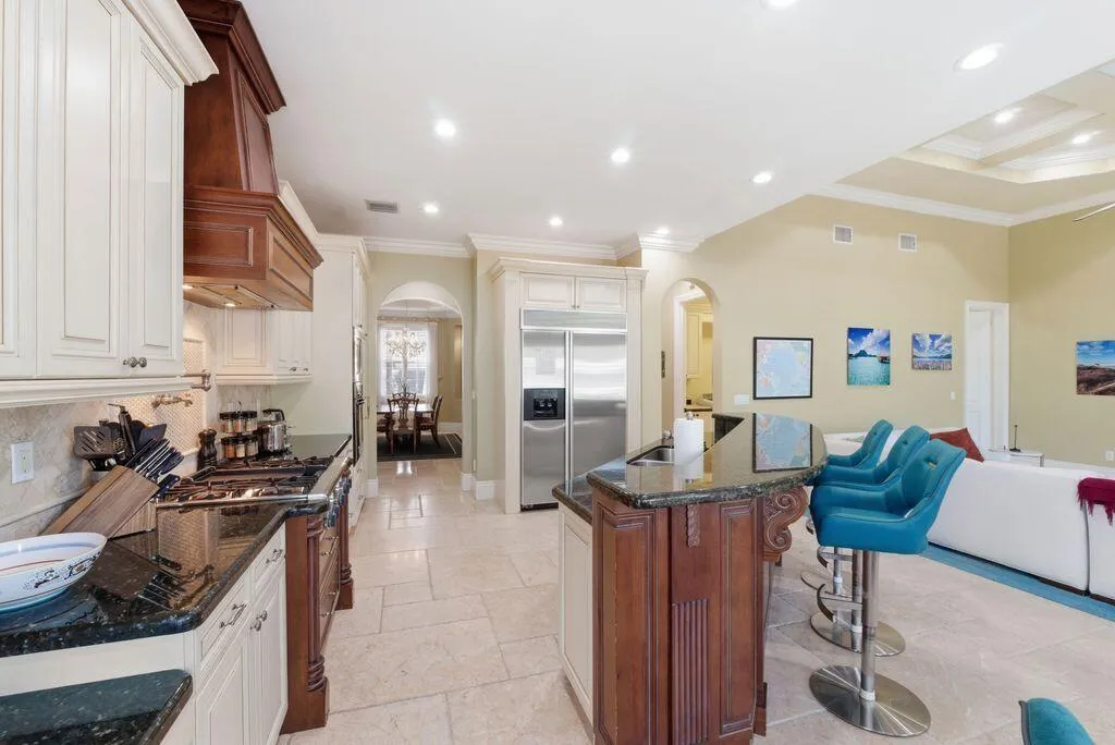 Uba Tuba granite counters