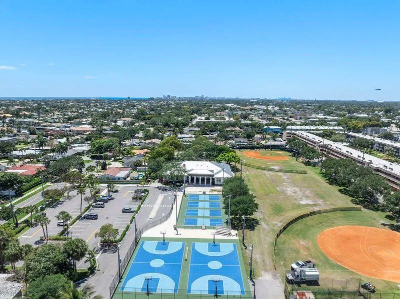 Nearby Dan Witt Park