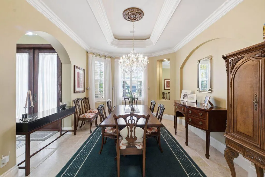 First Floor Suite