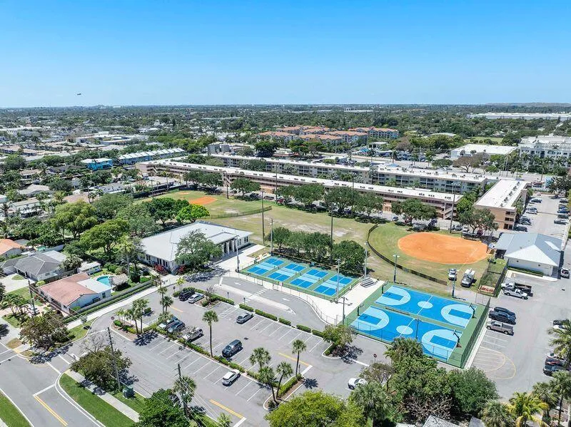 Nearby Dan Witt Park