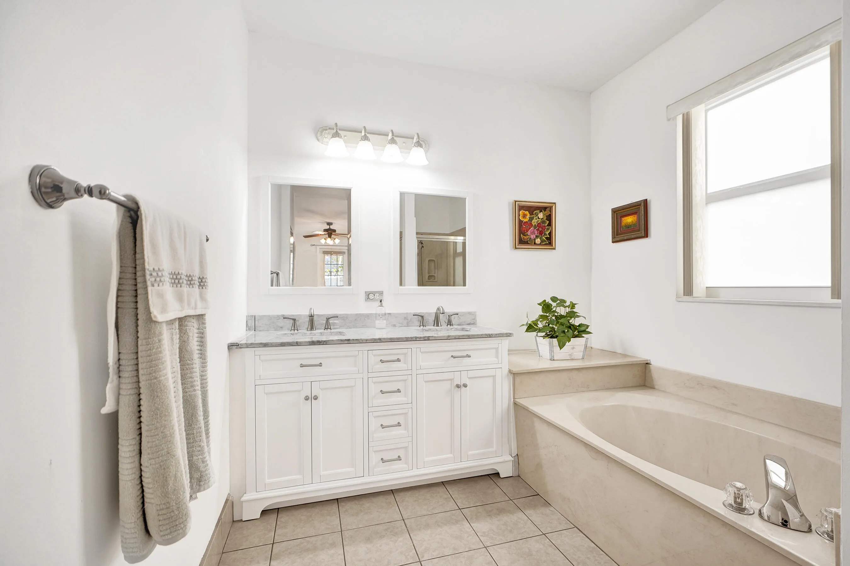 MASTER BATH