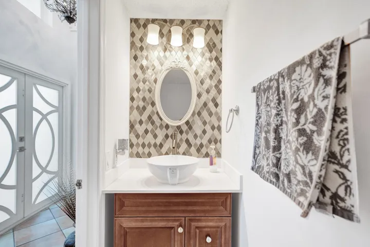 REMODELED 1/2 BATH DOWNSTAIRS