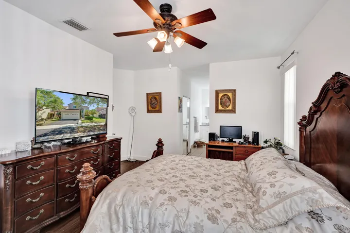 BEDROOM UPSTAIRS WITH BATHROOM