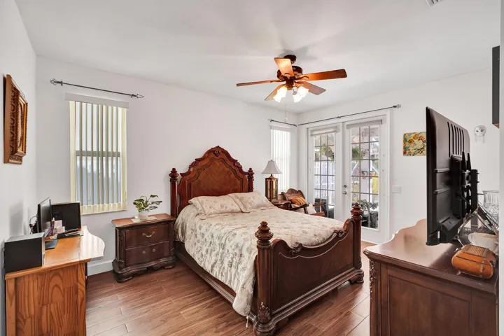 MASTER BEDROOM DOWNSTAIRS