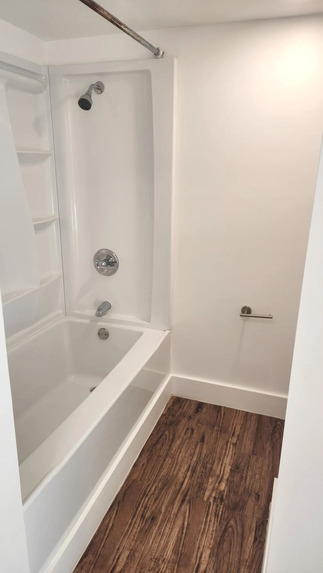 Bed 1 Deep Tub