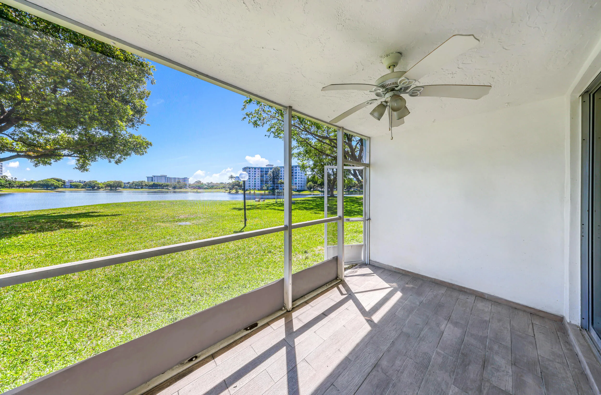 3091 N Course Dr-Pompano Beach, Ntalia #
