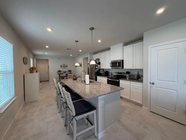 7. 3030 RF Kitchen