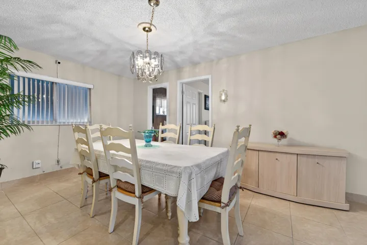 Extra Dining Area