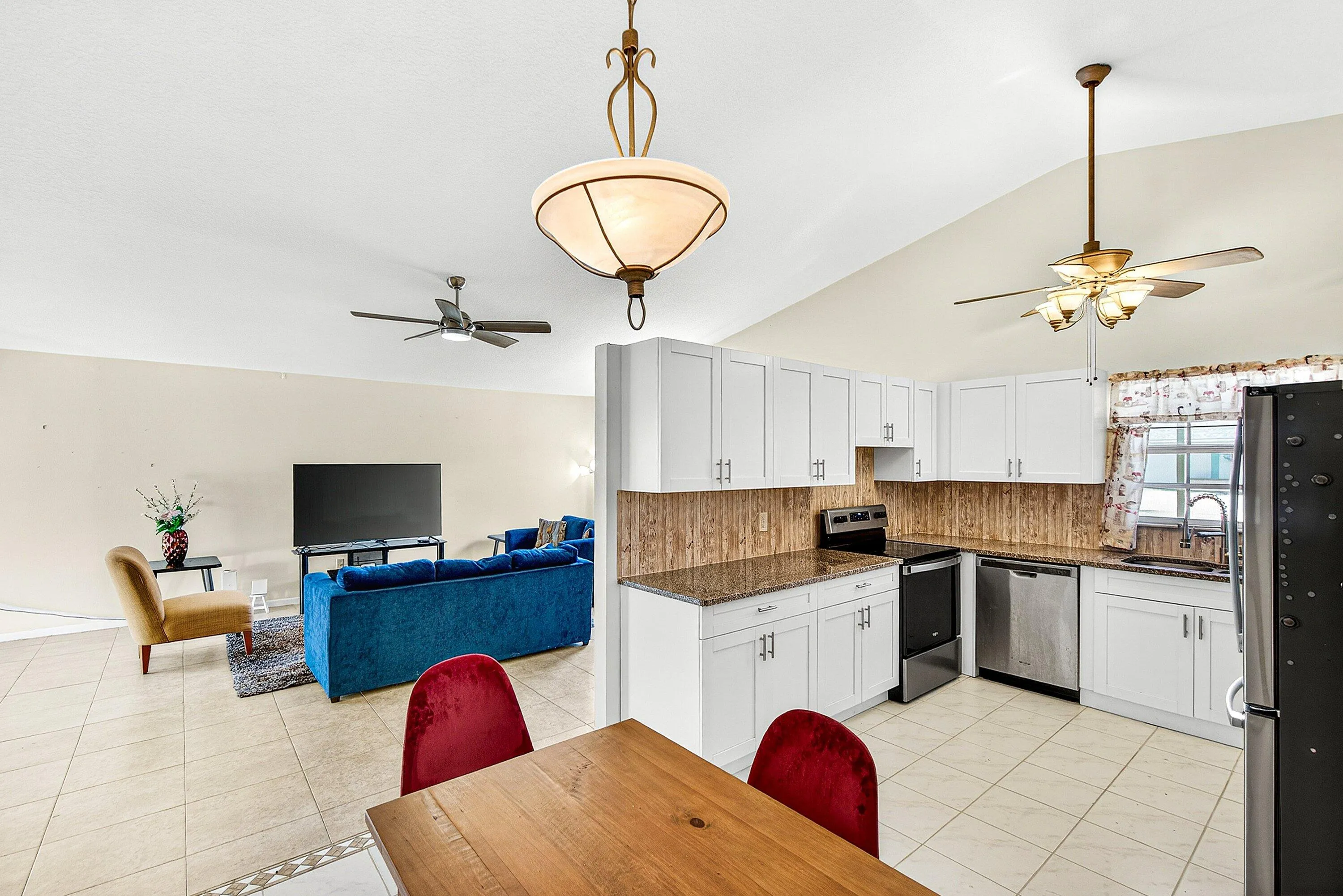 Kitchen/dining