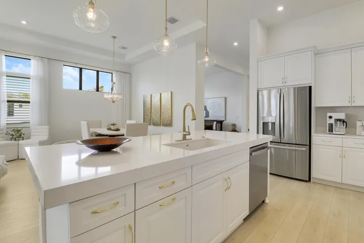 Kitchen Island