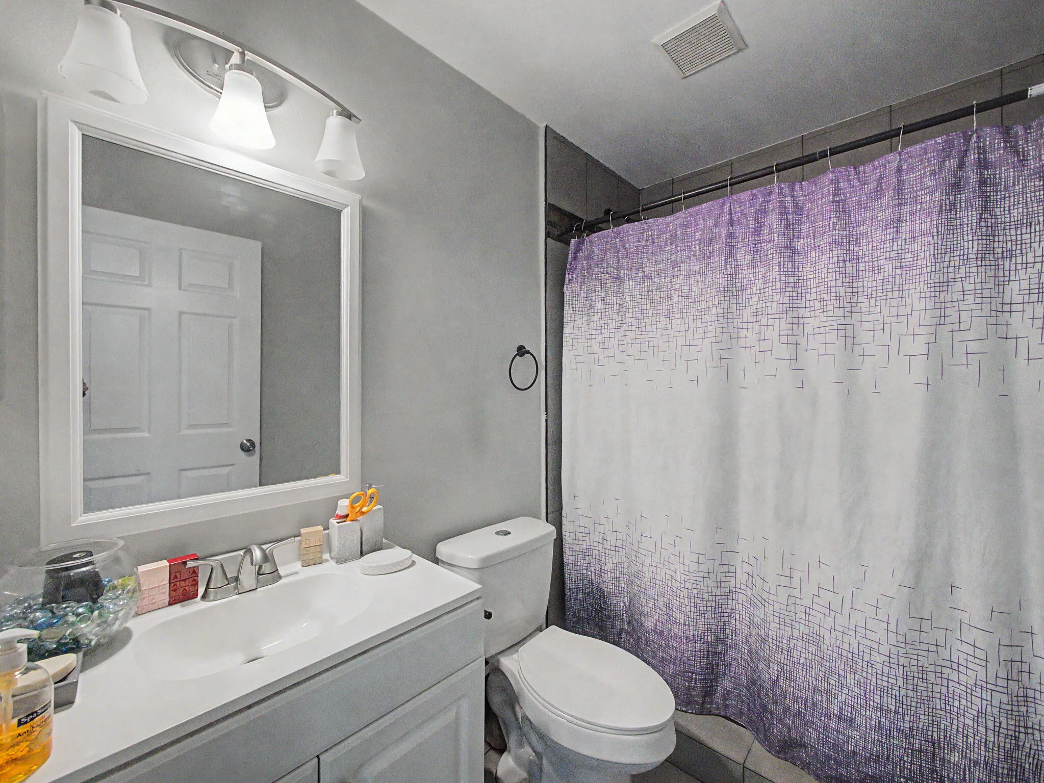 bathroom 1st floor