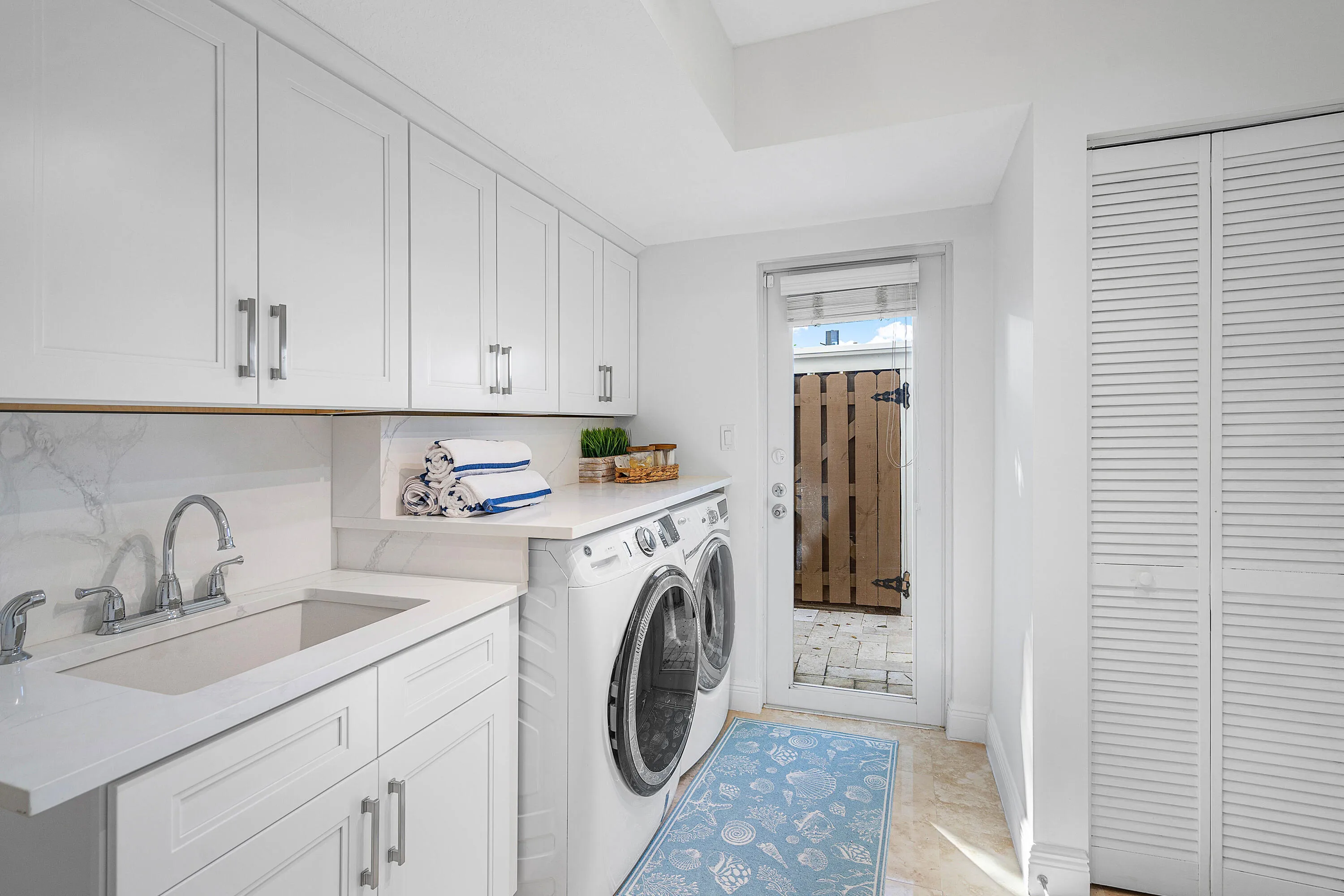 013-820PalmTrail-DelrayBeach-FL-33483-FU