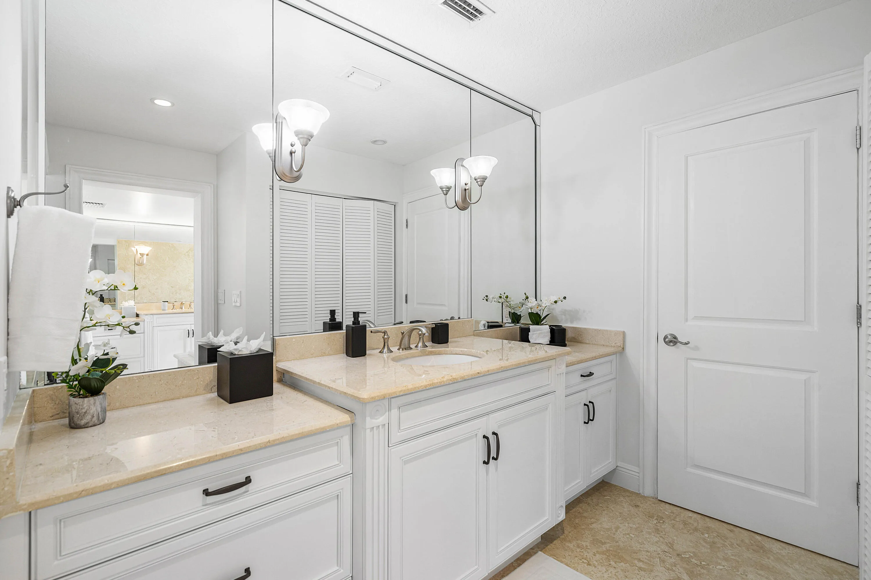 025-820PalmTrail-DelrayBeach-FL-33483-FU