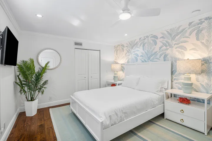 029-820PalmTrail-DelrayBeach-FL-33483-FU