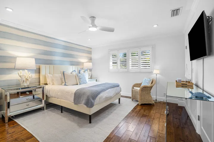030-820PalmTrail-DelrayBeach-FL-33483-FU