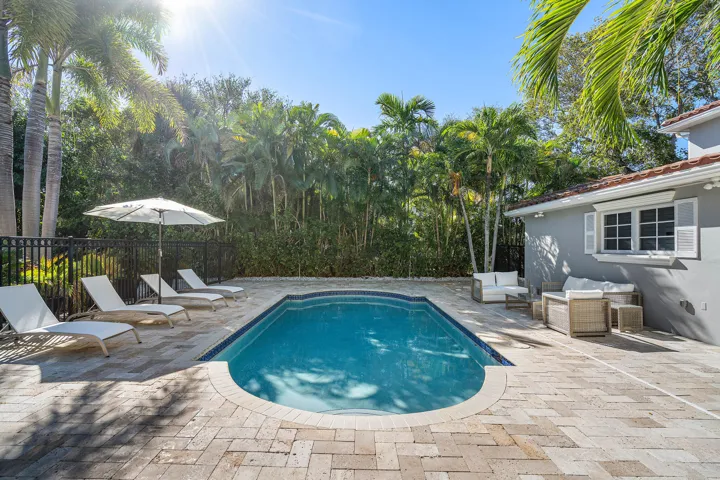 041-820PalmTrail-DelrayBeach-FL-33483-FU