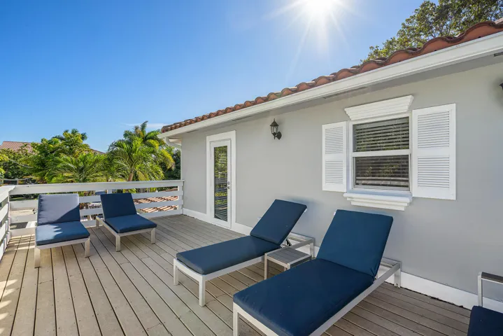 033-820PalmTrail-DelrayBeach-FL-33483-FU