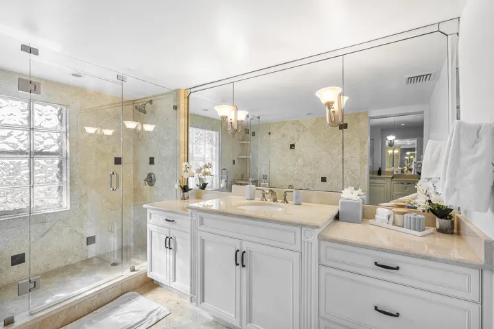 027-820PalmTrail-DelrayBeach-FL-33483-FU