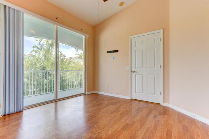 Master Bd room