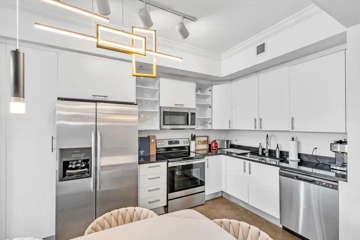 13 Kitchen (3)