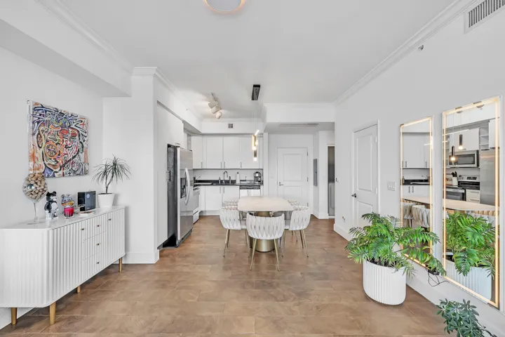 11 Kitchen (1)