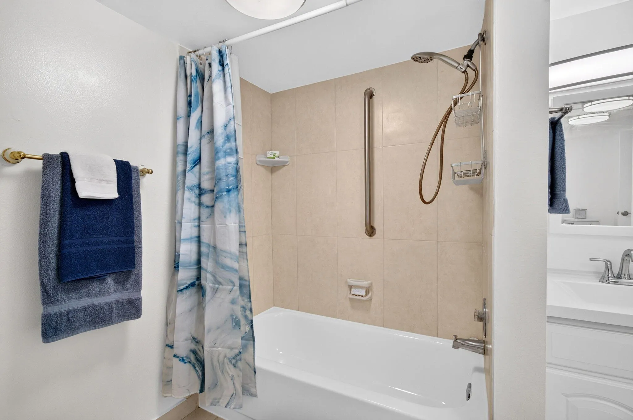 Shower-Tub