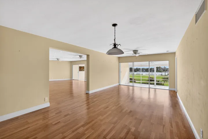 Dining & Family Room