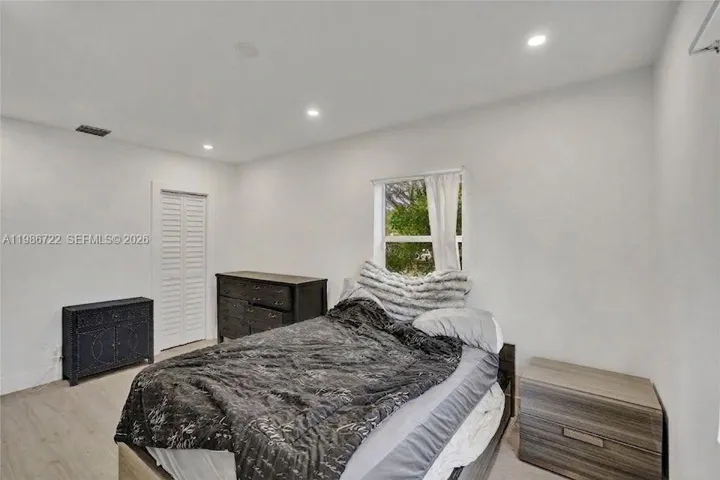 BRIGHT AND SPACIOUS! SWEET DREAMS!