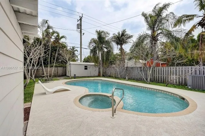 MAKE EVERY DAY A POOL DAY!