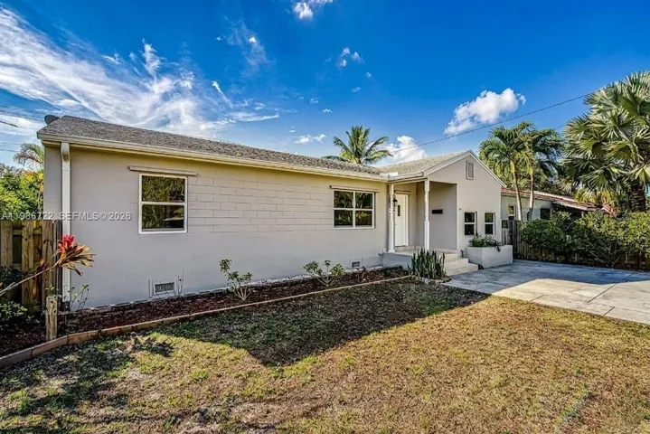 SUNNY VIEW OF YOUR NEW HOME!