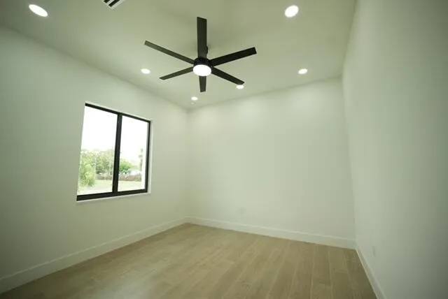 17107_Sycamore_Drive_West_012