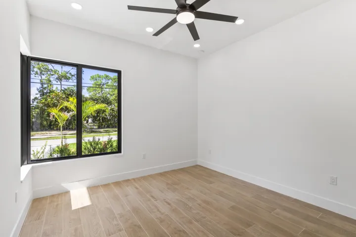 17107_Sycamore_Drive_West_013