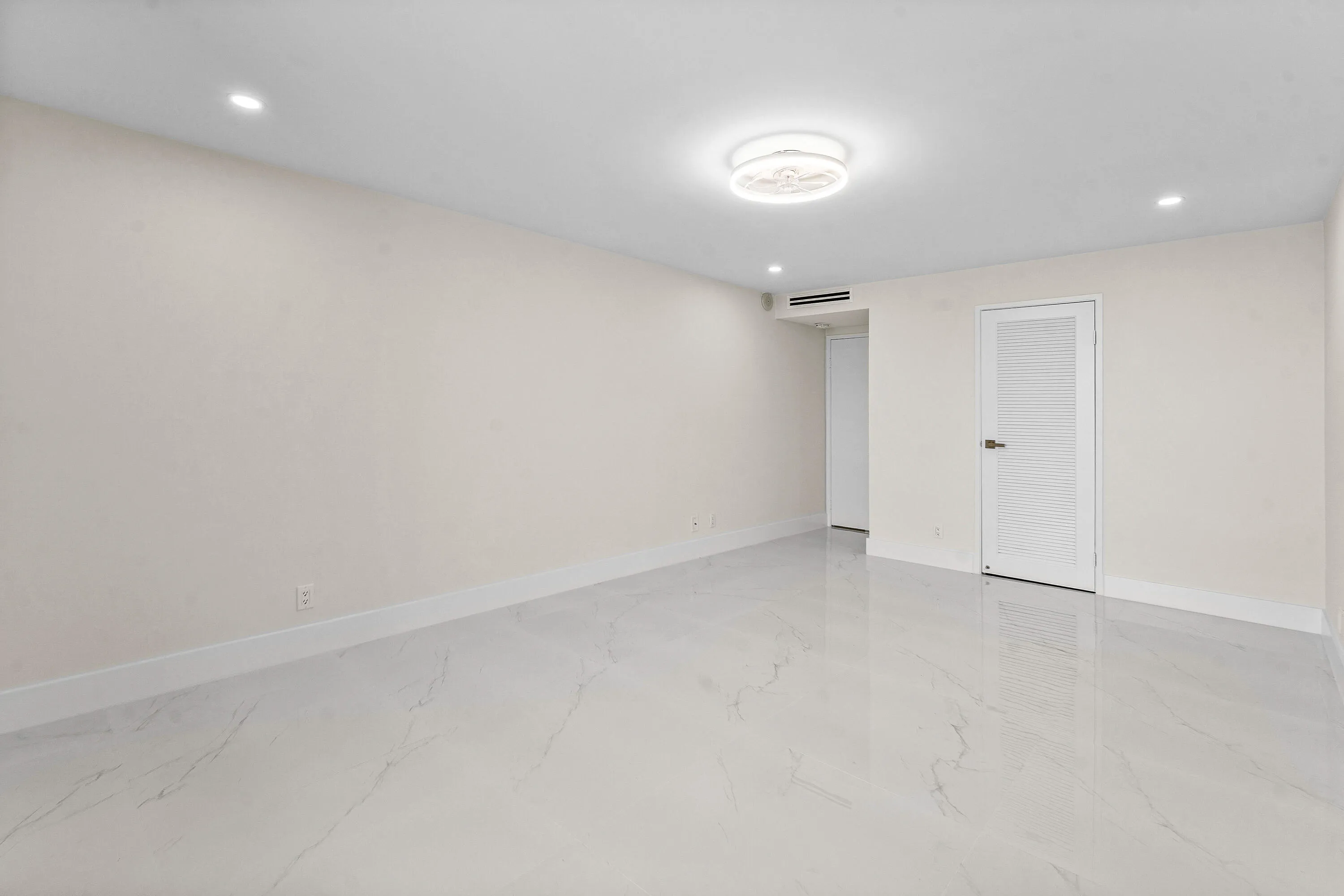 017-5460NorthOceanDrive-5B-SingerIsland-