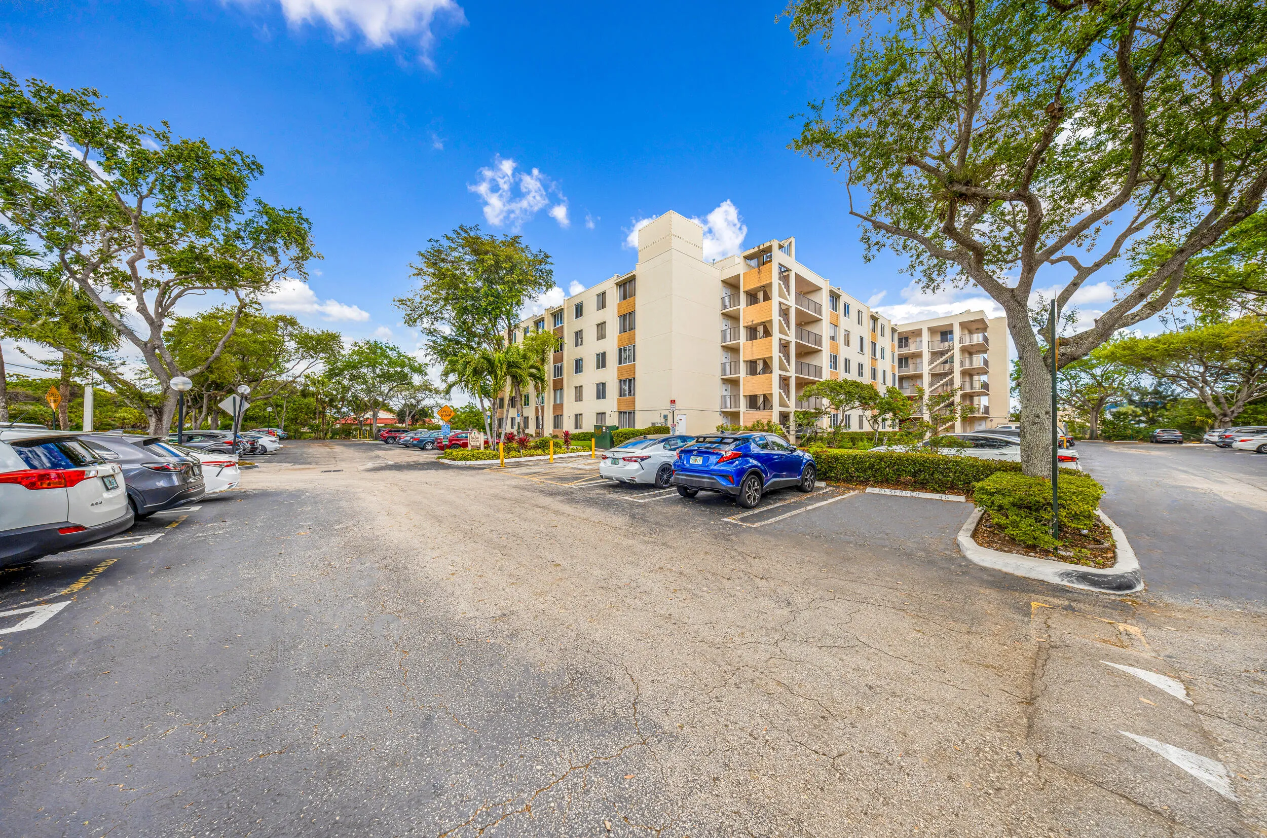 3249 Riverside Dr-Coral Springs, Natalia
