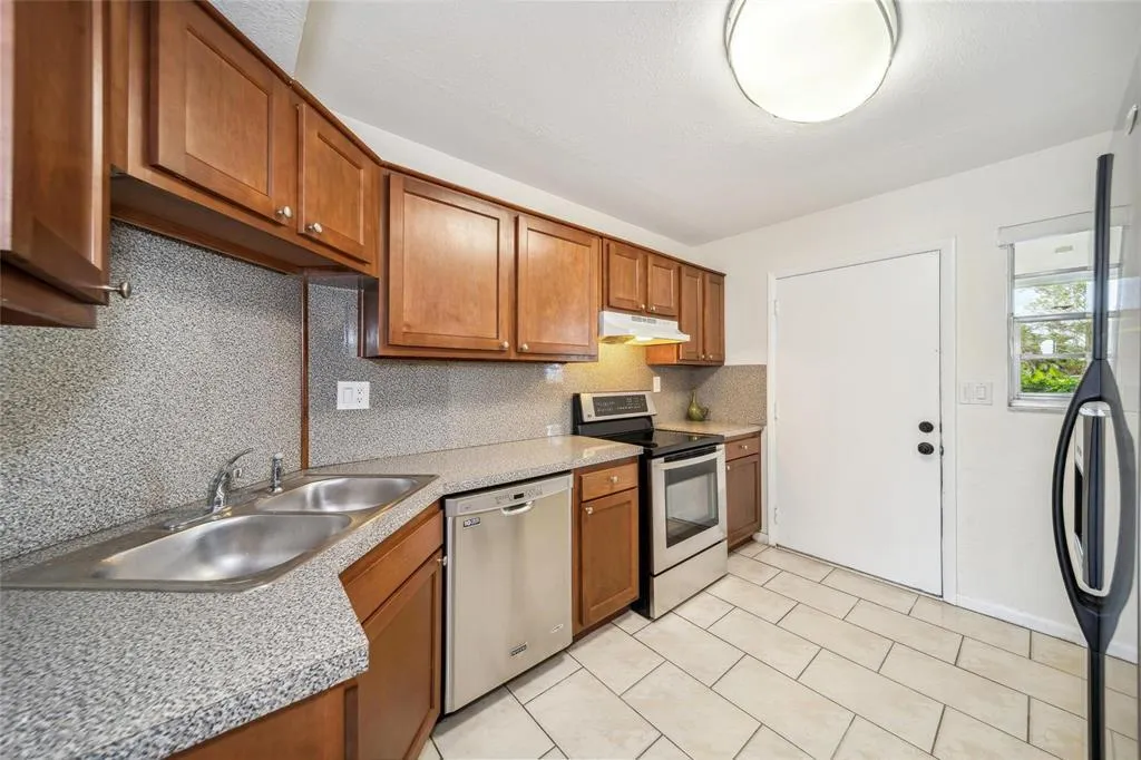 kitchen2