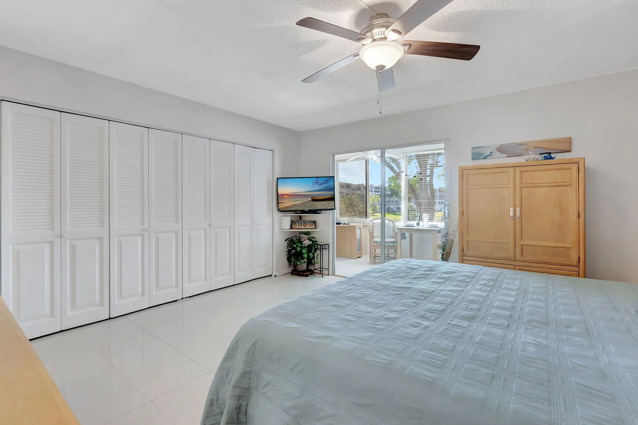 2051 Cambridge C