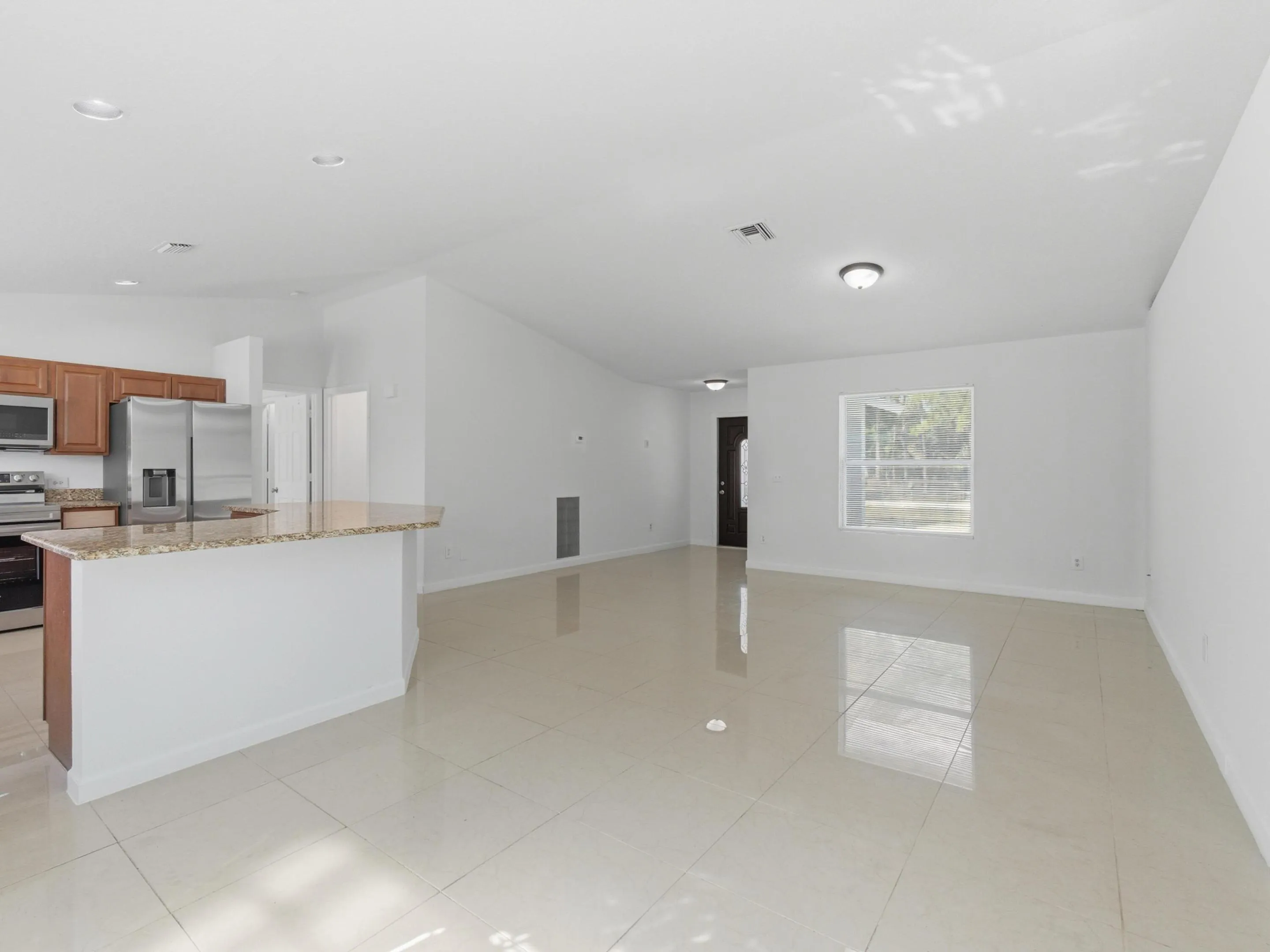 Open Dining Kitchn Foyer Living