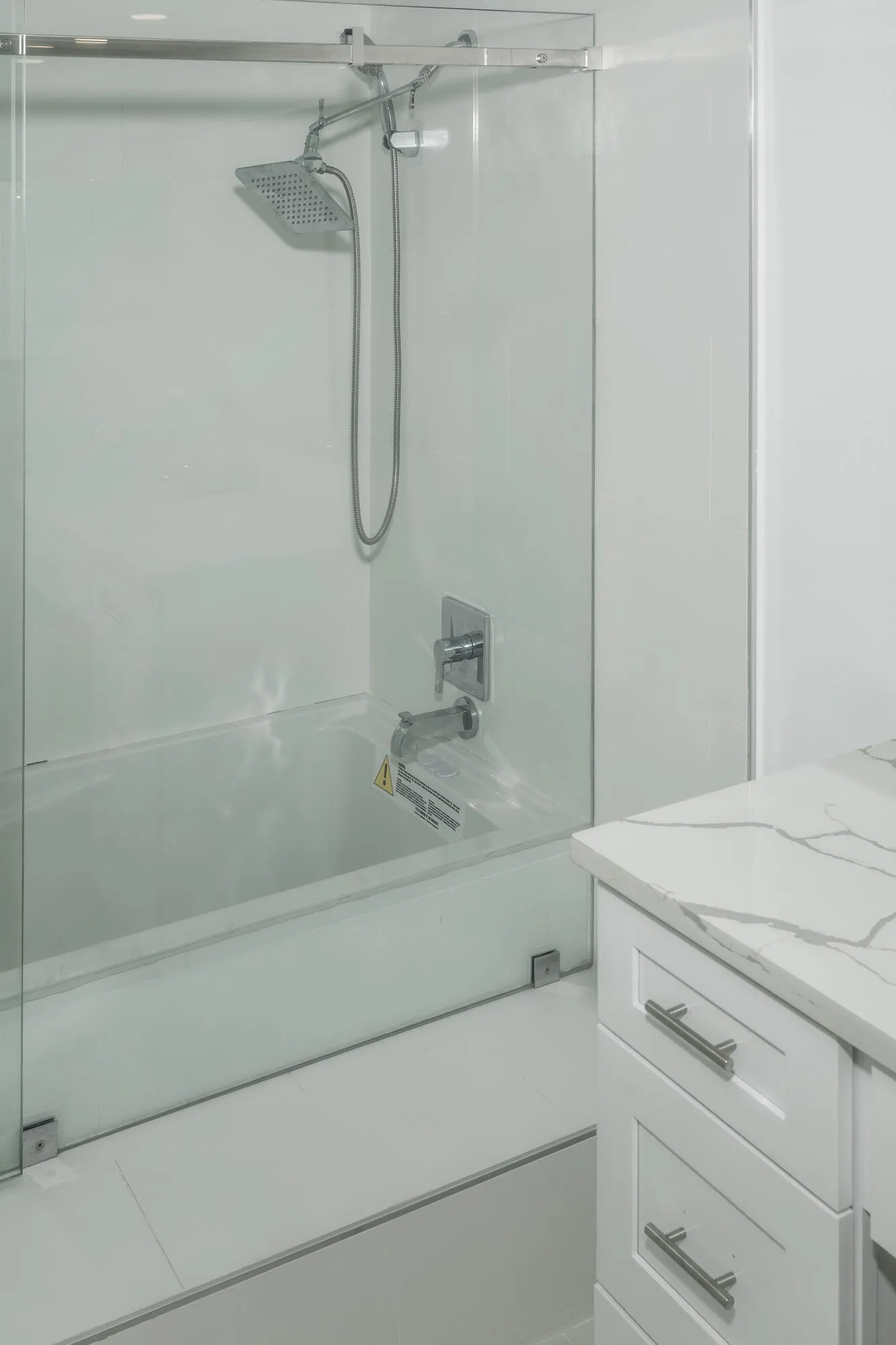 Master bathroom 1