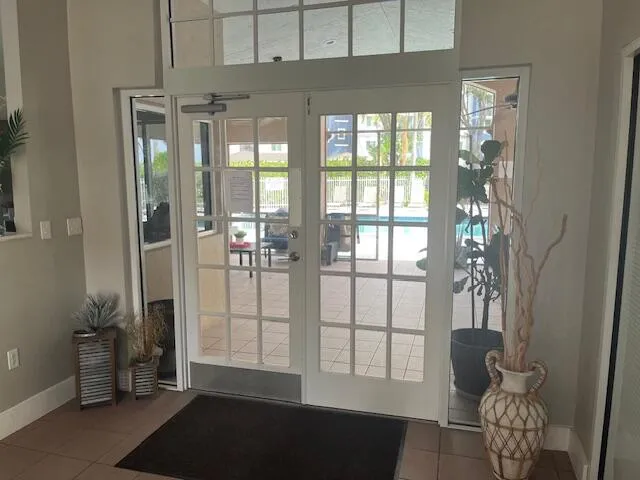clubhouse pool entrance