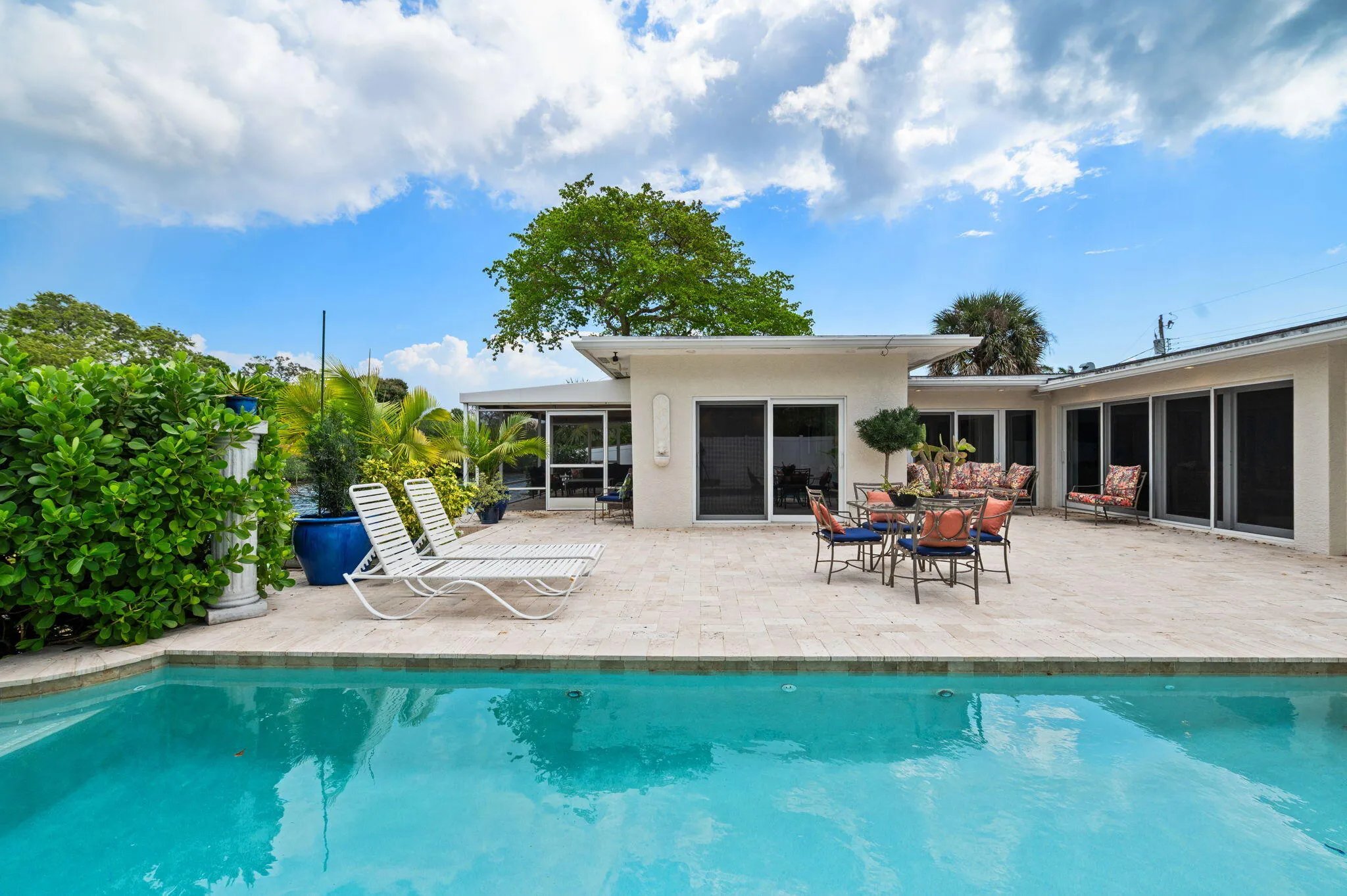 26-web-or-mls-349-ne-29th-st