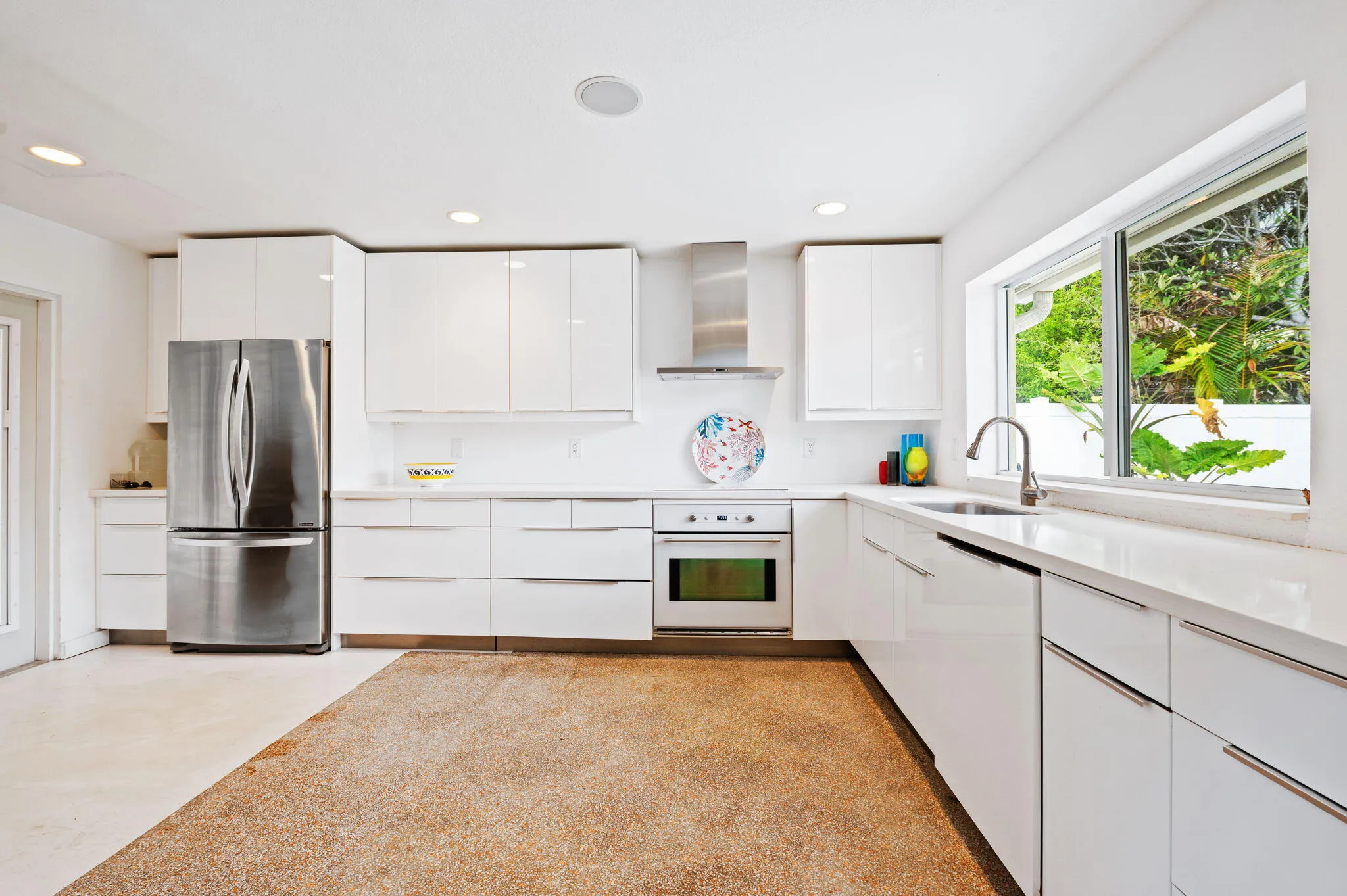 10-web-or-mls-349-ne-29th-st