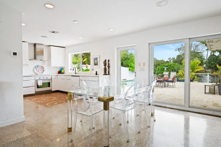 9-web-or-mls-349-ne-29th-st