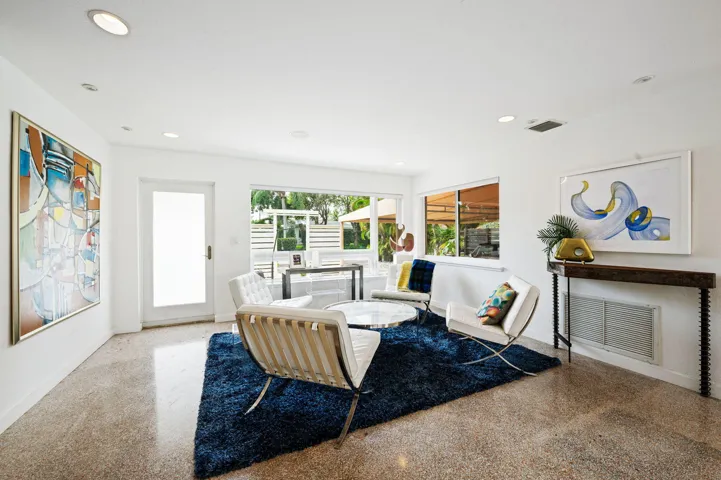 6-web-or-mls-349-ne-29th-st