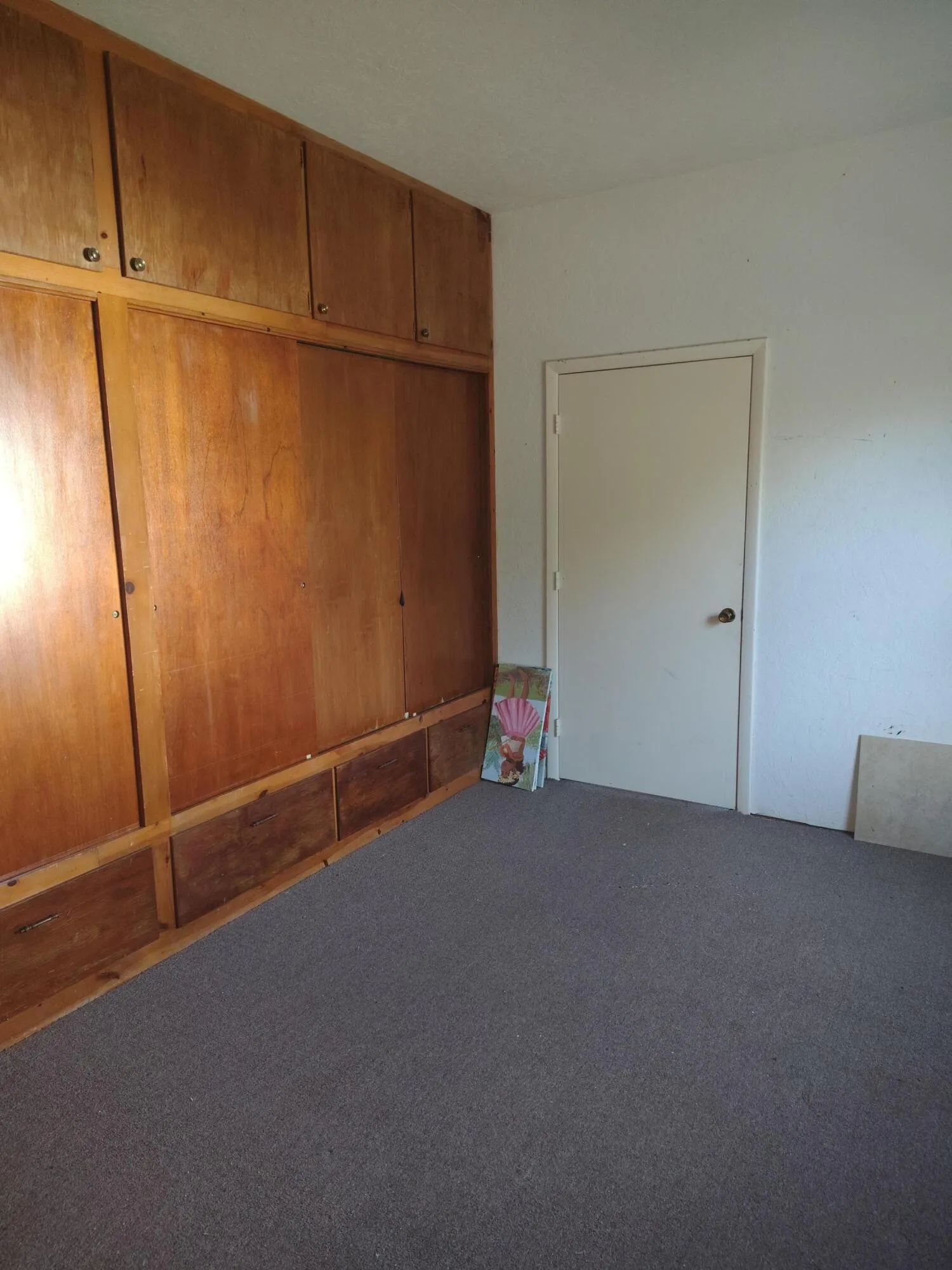 Garage Room 1